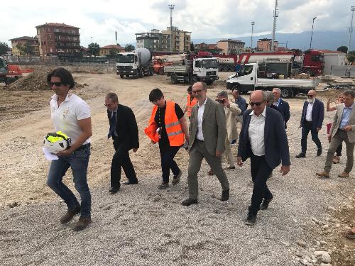 Il vicepresidente della Regione, Riccardo Riccardi, visita, a Pordenone, l'area di via Montereale dove sorgerà la nuova struttura ospedaliera e la cittadella della salute, per poi incontrare i vertici della direzione generale e i rappresentanti del personale medico e dei gruppi di volontariato
